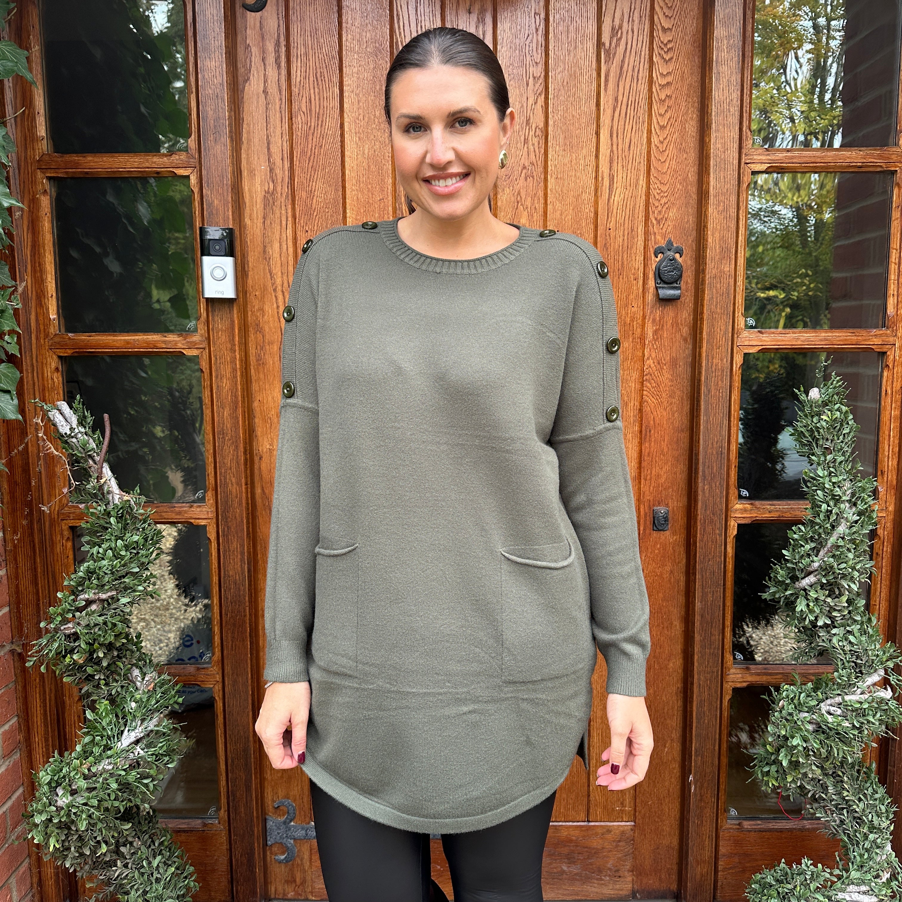 Curve Button Jumper