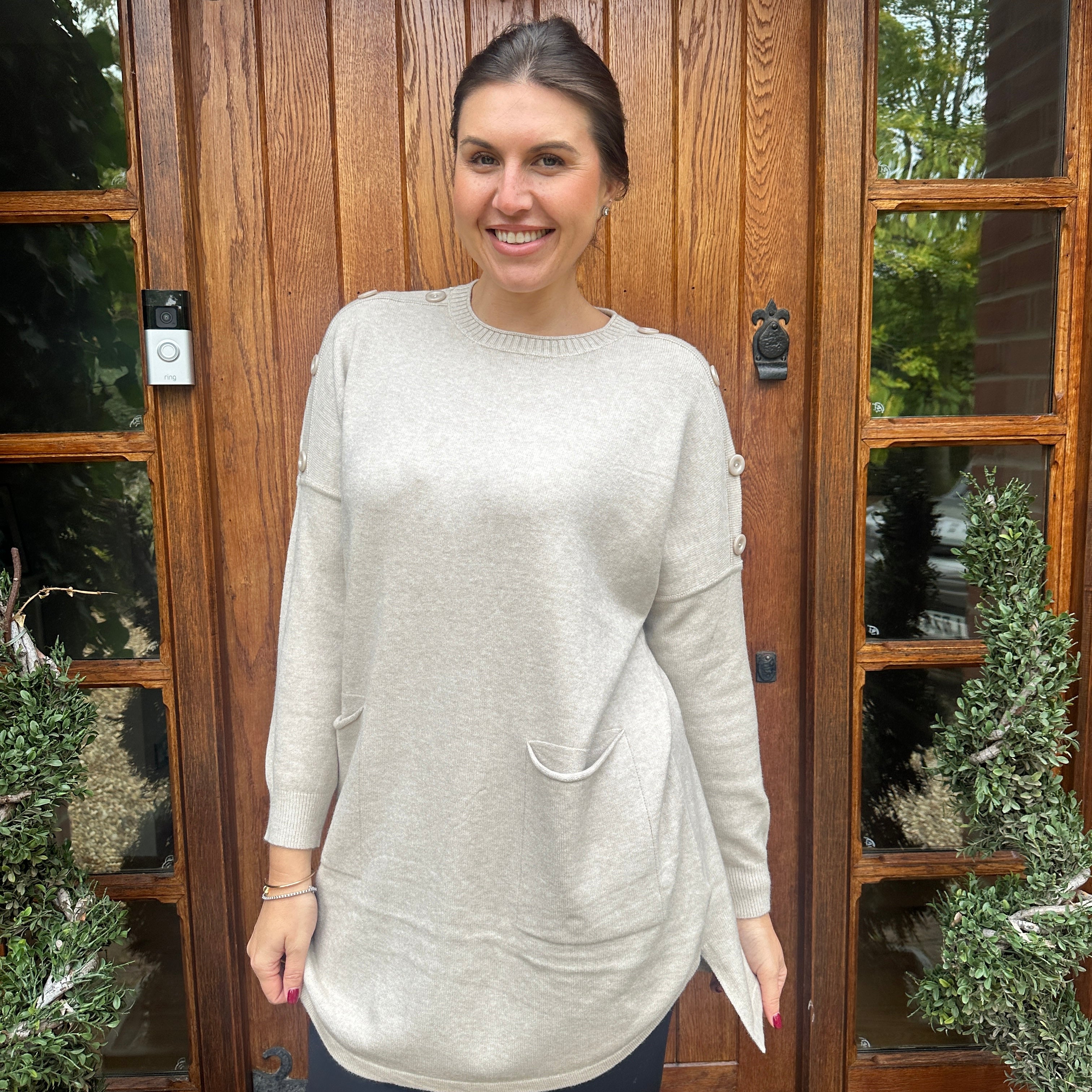 Curve Button Jumper